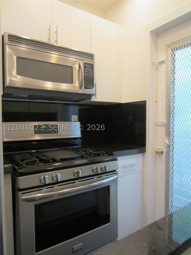 Photo - 8132 Harding Ave Unit 5