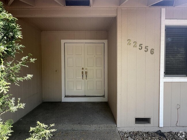 Building Photo - 22556 Silver Oak Way Rental
