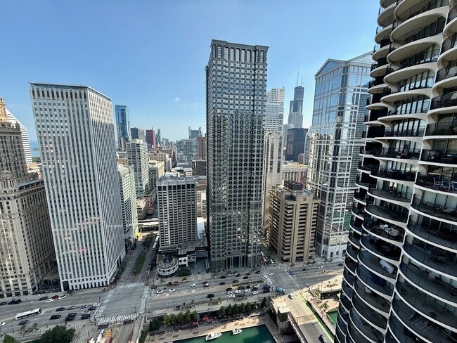 Photo - 300 N State St Unit 4635