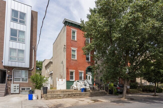 Photo - 4 br, 2 bath Triplex - 1708 N 18TH ST Unit C Unidad C