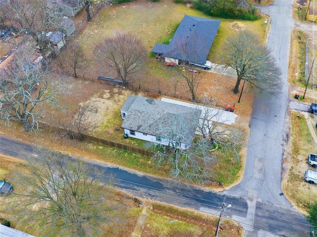 Photo - 2350 W Cherry St