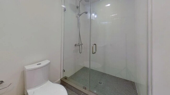 Photo - Amazing Three bedroom + three baths in All...