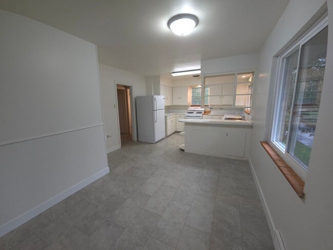 Photo - 1901 Baseline Rd