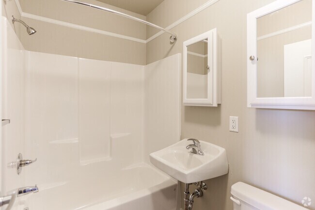 Photo - Tabor Commons