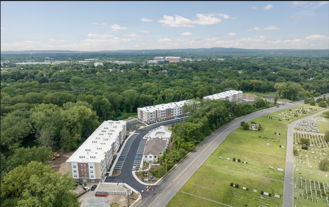Photo - Luxury 1- & 2-Bedroom Apartments in Paramu... Unit 5110