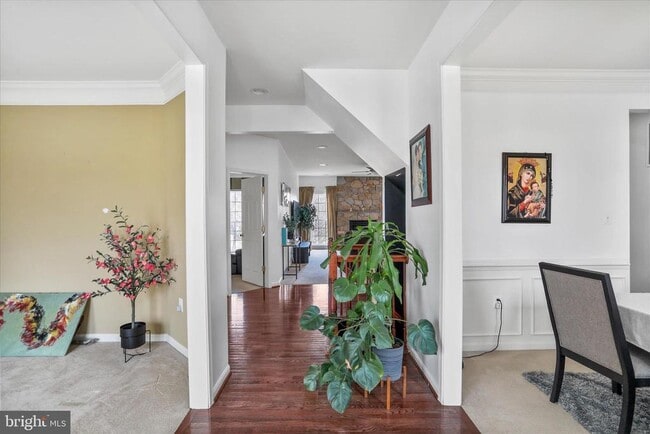 Photo - 301 Fontana Cir