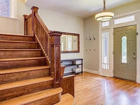 Photo - 5842 Pershing Ave