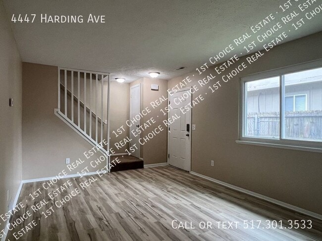 Photo - 4447 Harding Ave
