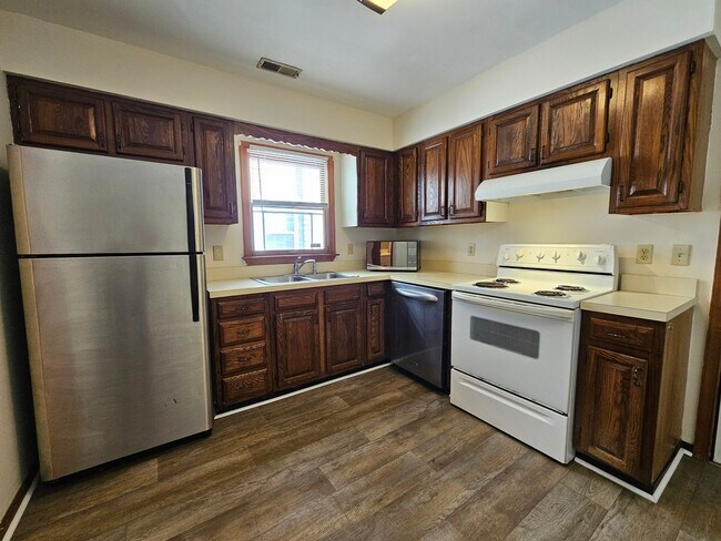 Photo - Dinwiddie609-611 Unit 609