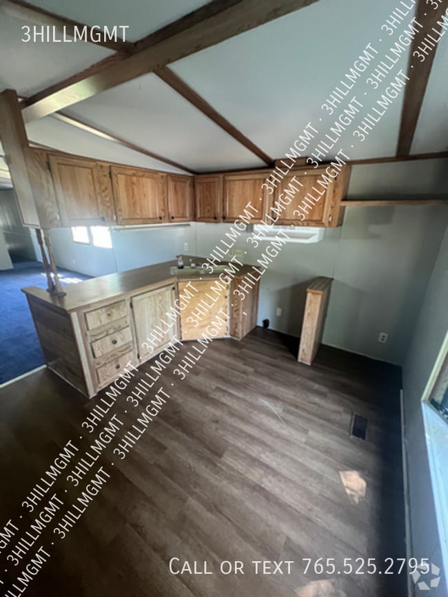 Building Photo - 1226 S Bloomington St Rental
