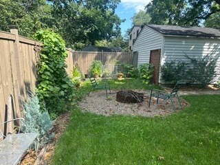 Backyard Fire Pit - 38 Arthur Ave SE Unit 2