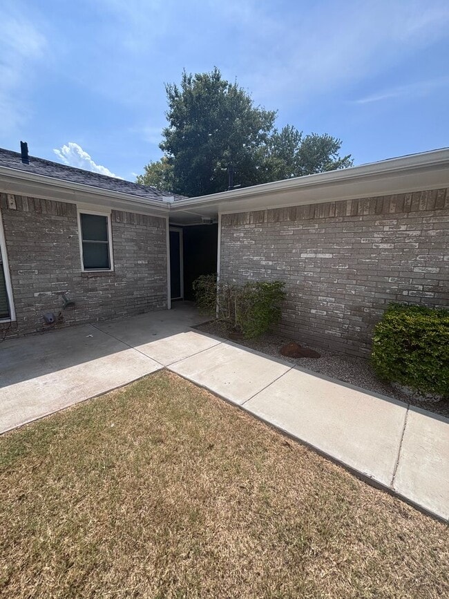 Photo - 1434 Princeton Cir