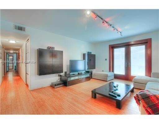 Photo - 201 Jefferson Ave Unit # 4D