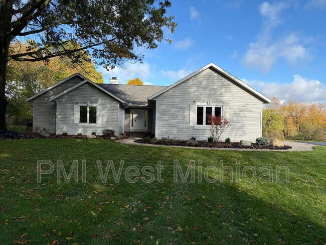 Building Photo - 623 146th Ave