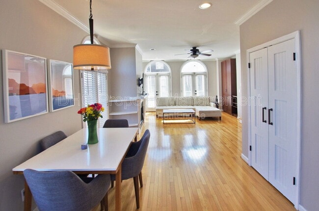 Photo - 835 Piedmont Ave NE