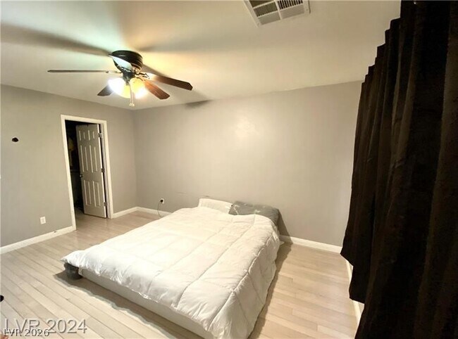 Photo - 9956 Matfen Ct