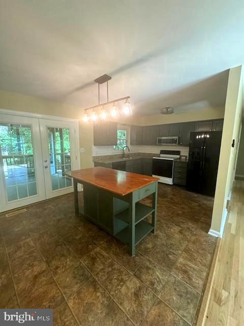 Photo - 704 Candle Ridge Ct