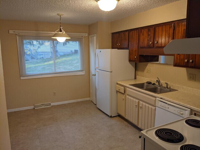 Photo - 2109 10th St Pl