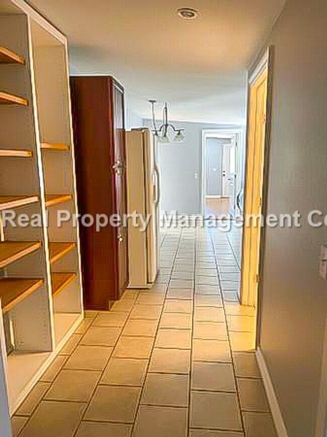 Photo - 17003 Chestnut Ave Unidad A