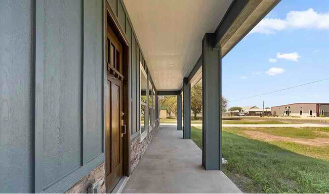Photo - 15688 Primera Rd Casa