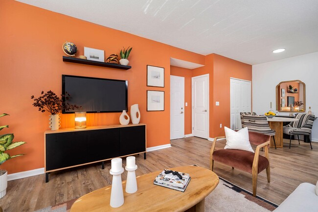 Warner West Apartments