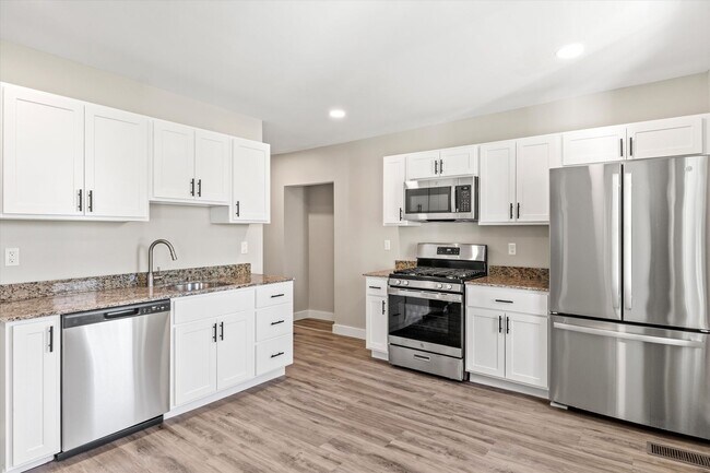 Photo - 378 S Mammoth Rd Unit 378  #2