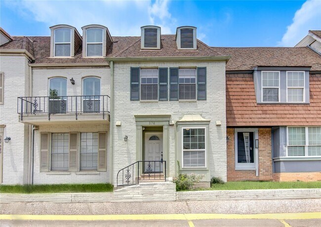 Photo - 378 N Post Oak Ln