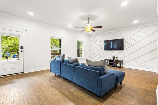 Photo - 1141 McDaniel St SW