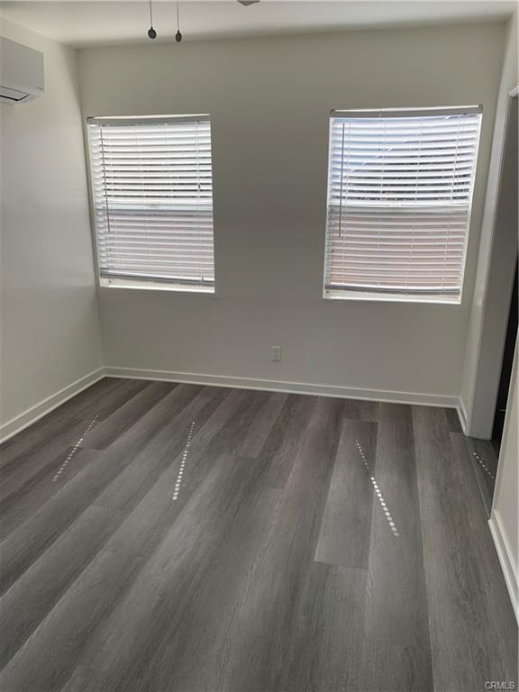 Photo - 9601 Alexander Ave Unit 1/2