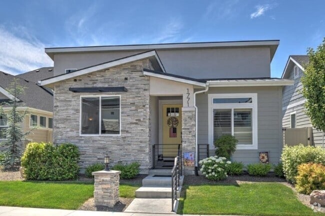 Building Photo - 1771 E Knobcone Dr Rental