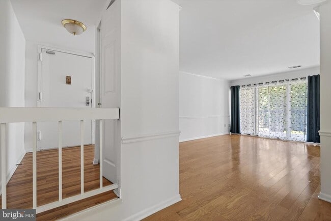 Photo - 11260 Chestnut Grove Square Unit 139