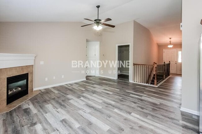 Photo - 12955 NW Oakview Dr