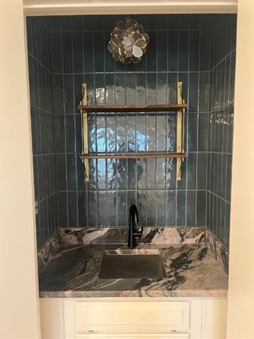 Photo - 10168 Stoneleigh Dr