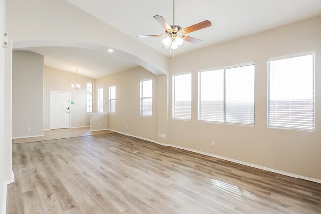 Photo - 4001 E Timberline Rd