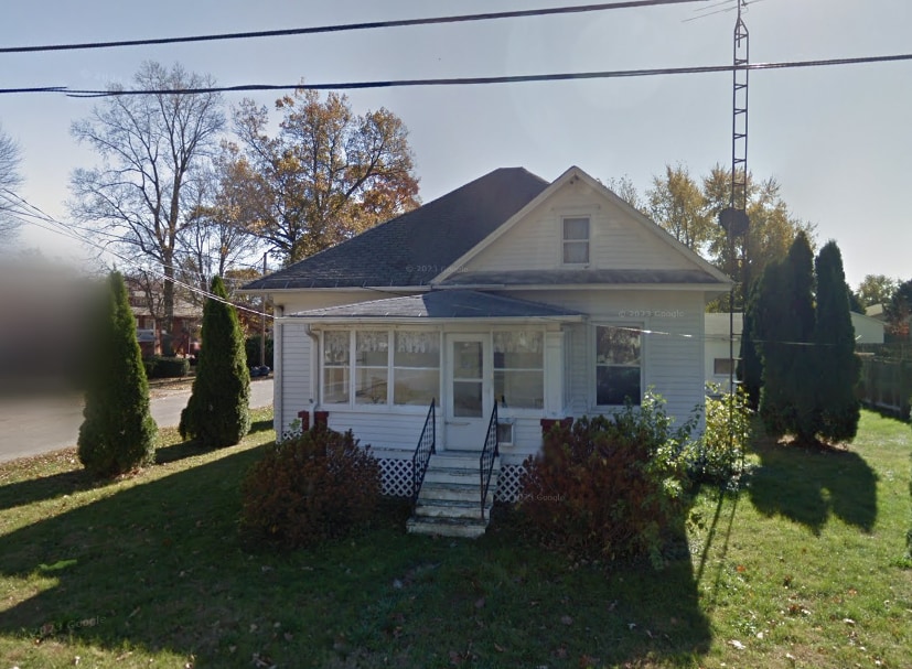 Photo - 315 E Monroe St House