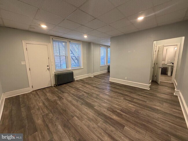 Photo - 1429 N Clayton St Unit 2