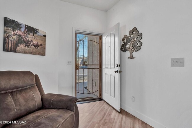 Photo - Incredible Spacious Back Yard! Large Covered Patio!