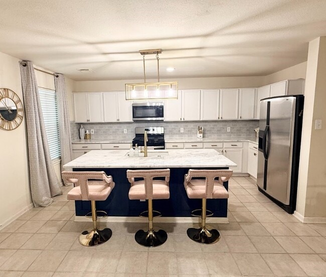 Photo - 4215 Oakview Creek Ln