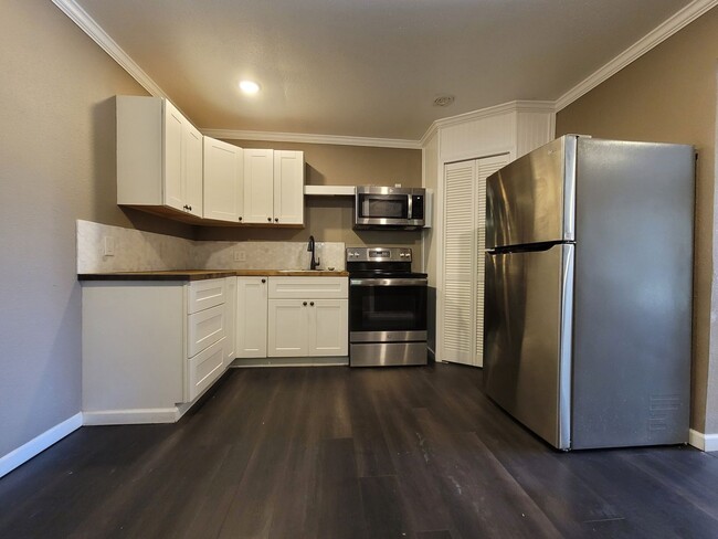 Photo - 1612 4th St Unit 1612 4th, Apt A