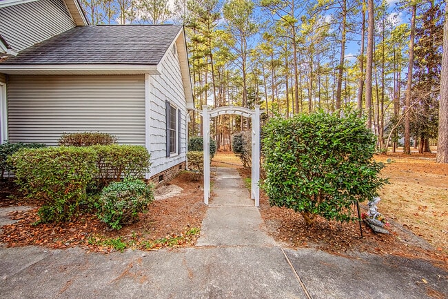 Photo - 28900 Deercroft Dr