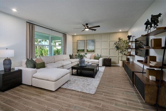 Photo - 7182 Claudelle St