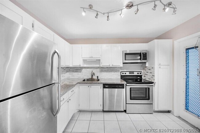 Photo - 3051 S Palm Aire Dr Unit 408