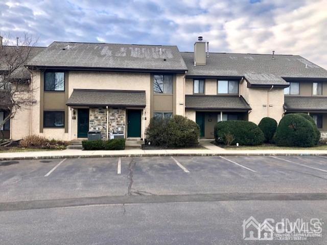 Photo - 48 Hampshire Dr