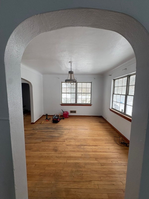 Photo - 980 De Couagne Dr