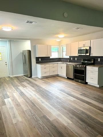 Photo - 210 Lakewood Dr