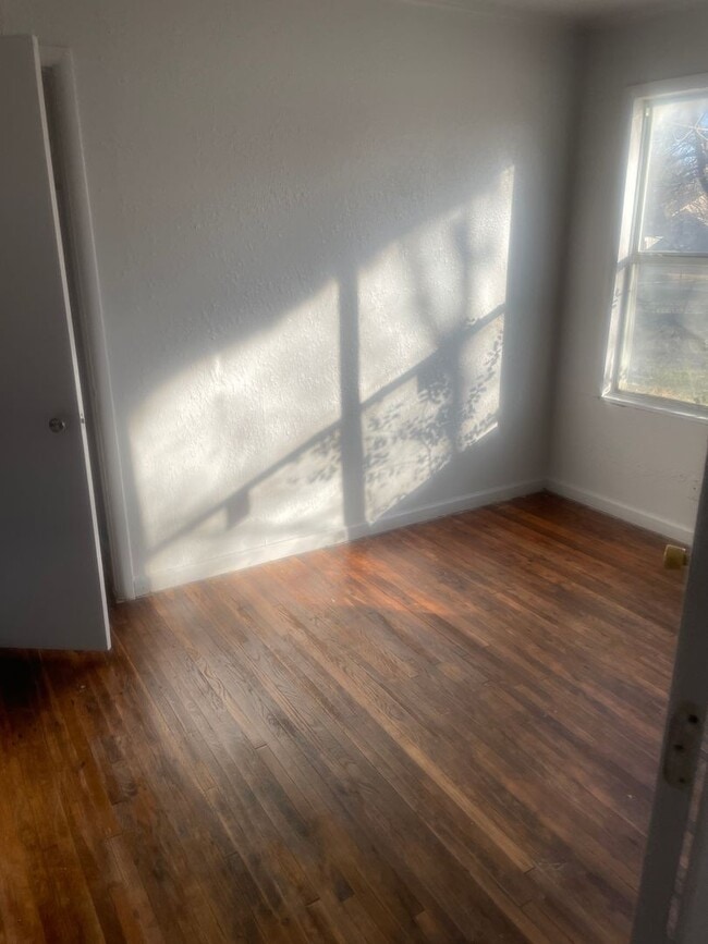 Photo - 3 bedroom plus garage