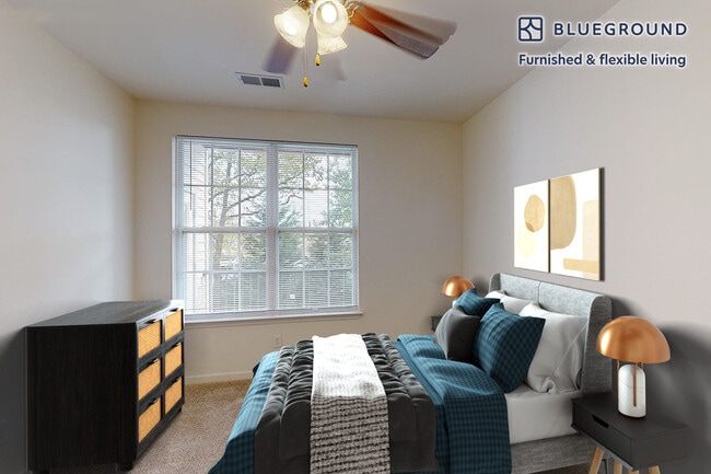 Photo - 998 Stewart Ave Unidad FL3-ID2406A