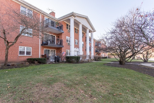 Building Photo - 819 E Miner St Unit 2A