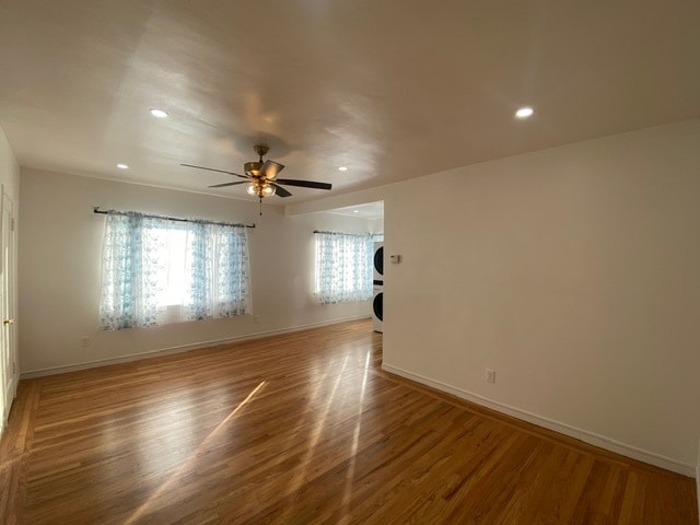 Building Photo - 1047 Santa Clara Ave Unit 3