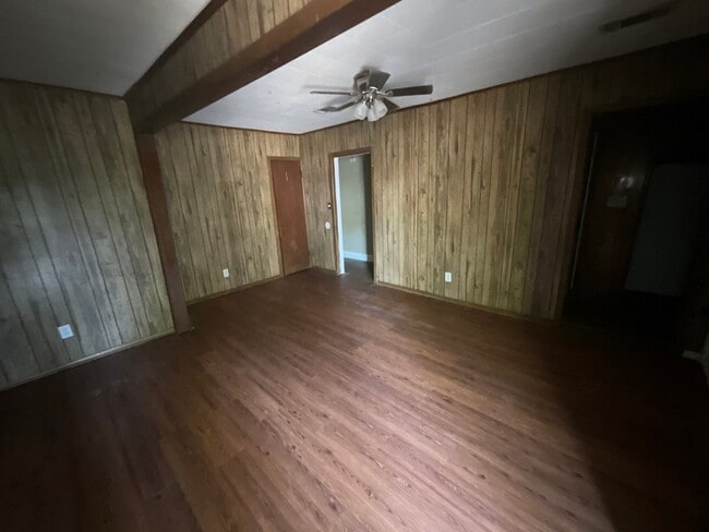Building Photo - 826 W McDowell Rd